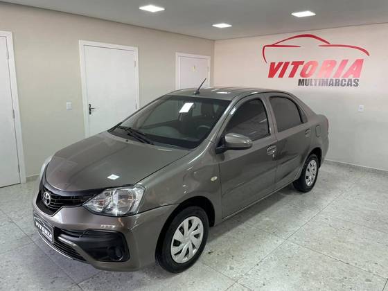 TOYOTA ETIOS 1.3 X 16V FLEX 4P MANUAL